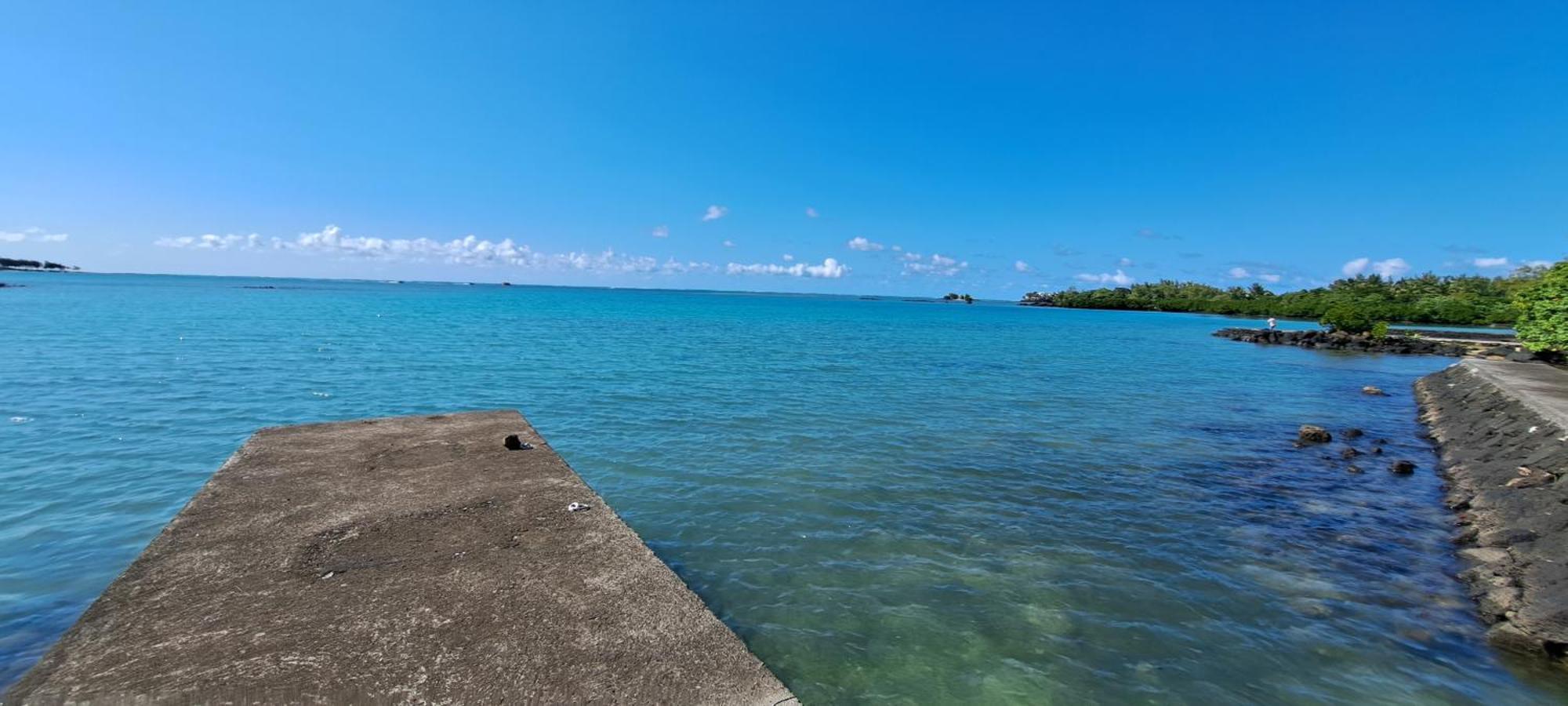 Clair De Lune - Private 2 Bedrooms Beachfront Villa Trou d'Eau Douce Exterior photo